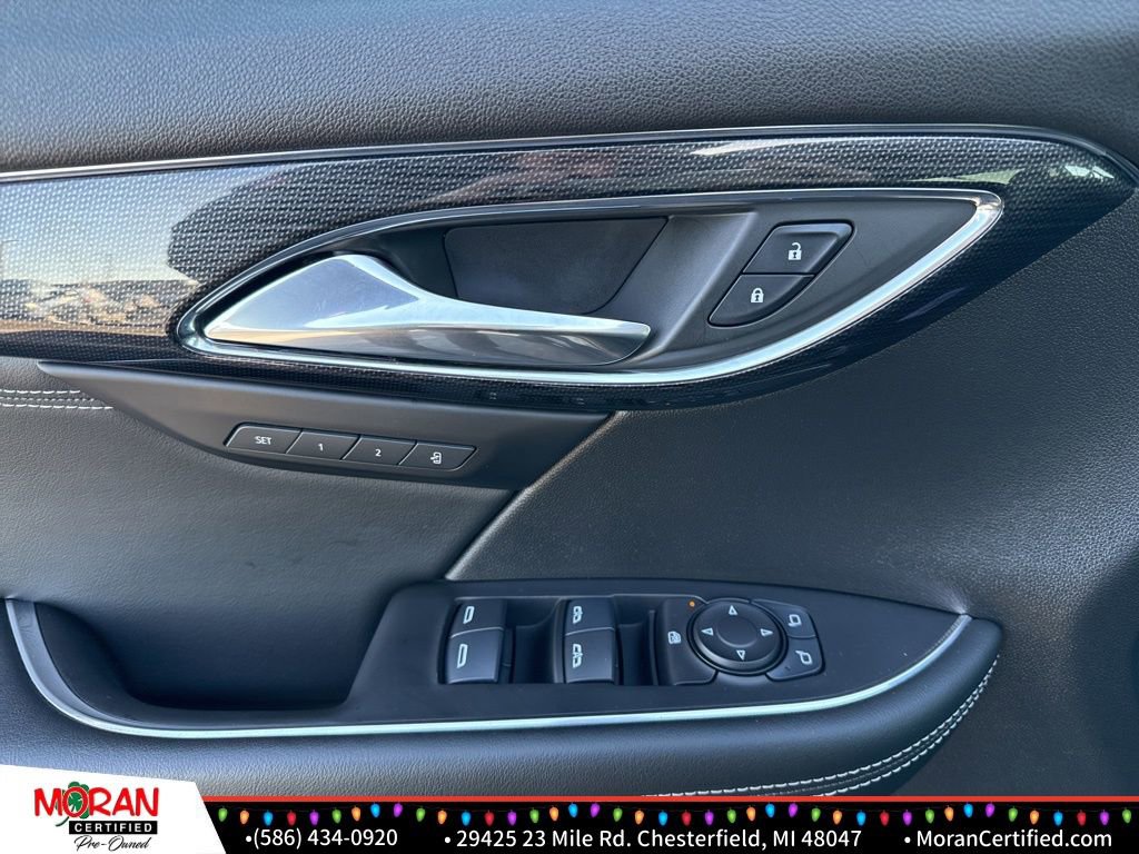 Used 2022 Buick Envision Essence w/ Safety Package image 11