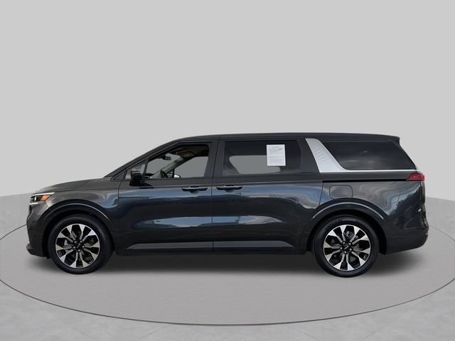 Used 2023 Kia Carnival EX FWD image 6