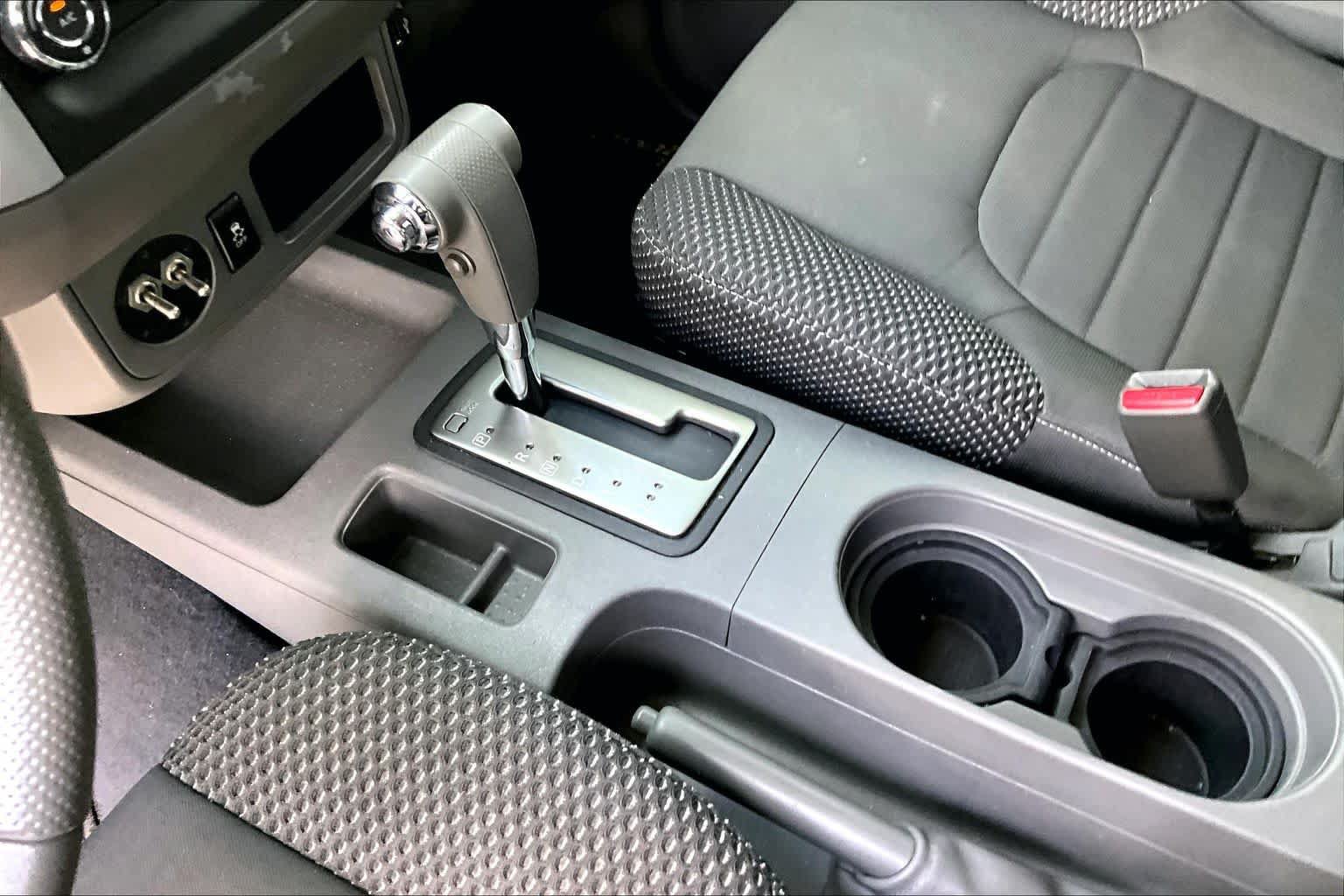 Used 2018 Nissan Frontier SV RWD image 16