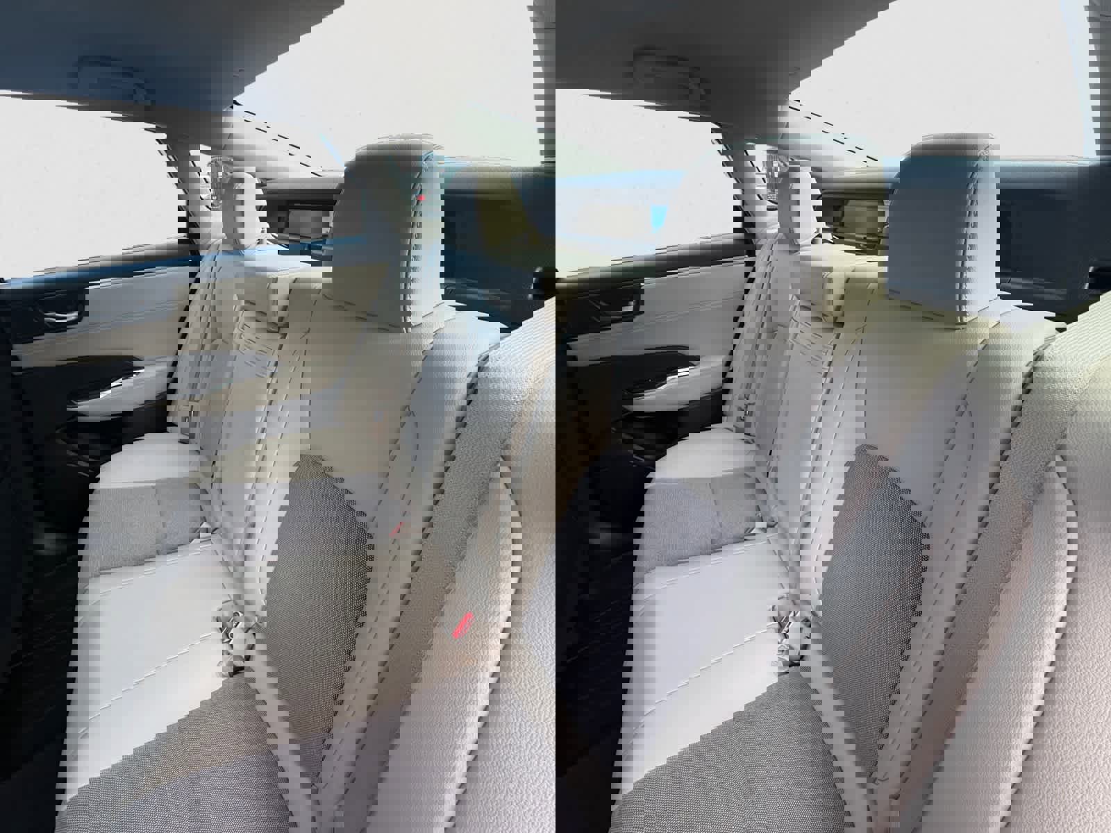 Used 2018 Honda Clarity Plug-In Hybrid image 16