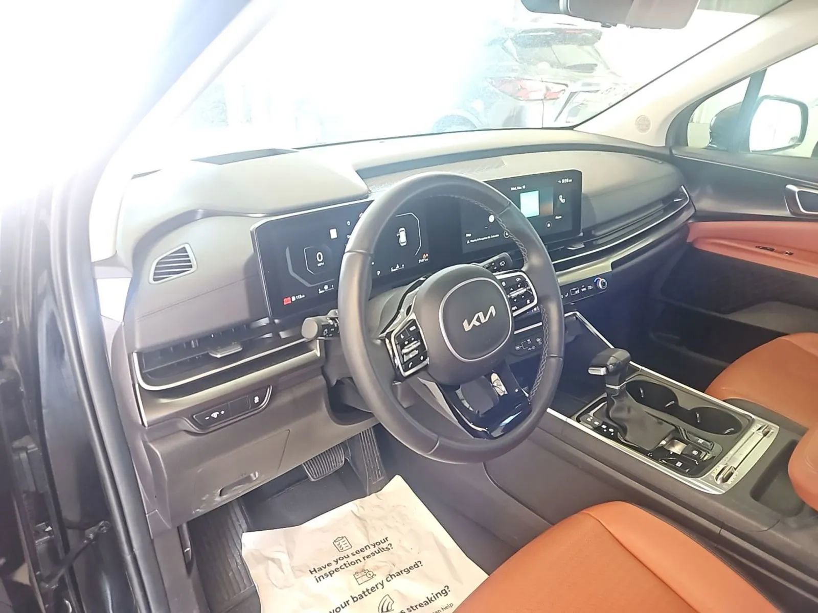 Used 2025 Kia Carnival SX Prestige image 7