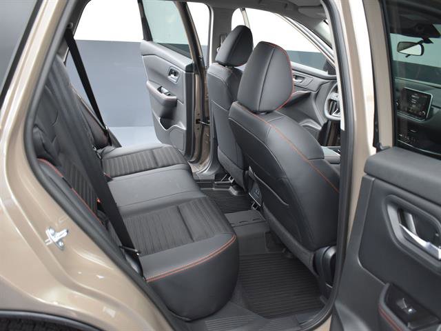 Certified 2025 Nissan Rogue SV image 16