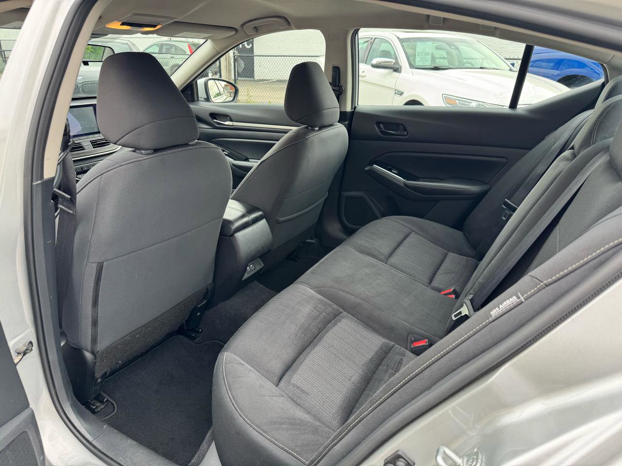 Used 2023 Nissan Altima 2.5 SV image 16