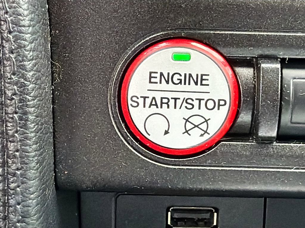 Used 2017 Ford Mustang Coupe image 33