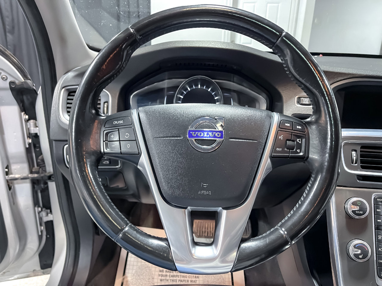 Used 2016 Volvo S60 T5 Premier image 23