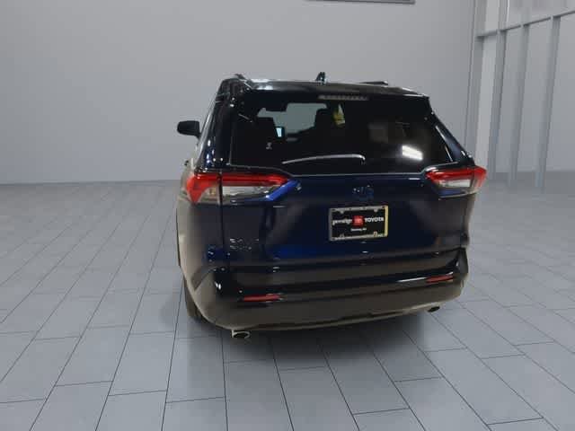 Used 2023 Toyota RAV4 SE w/ Weather & Moonroof Package AWD/4WD image 7