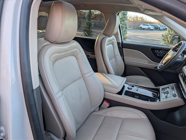 Certified 2023 Lincoln Aviator Reserve w/ Equipment Group 201A RWD image 14