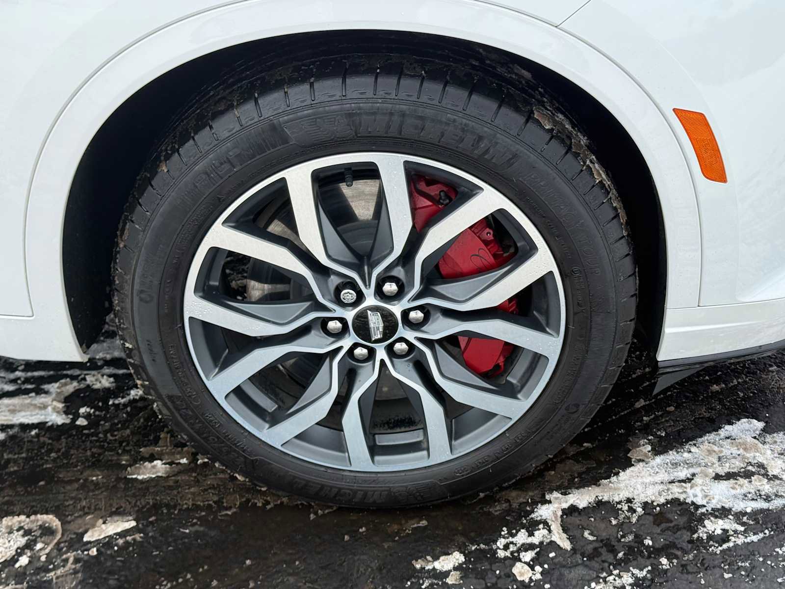 Used 2024 Cadillac XT6 Sport image 7