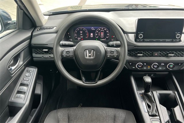 Used 2023 Honda Accord EX image 16
