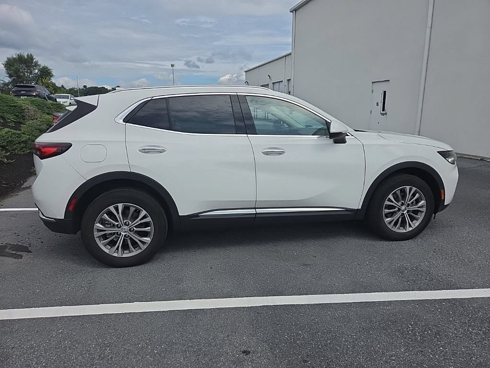 Used 2022 Buick Envision Preferred FWD image 6