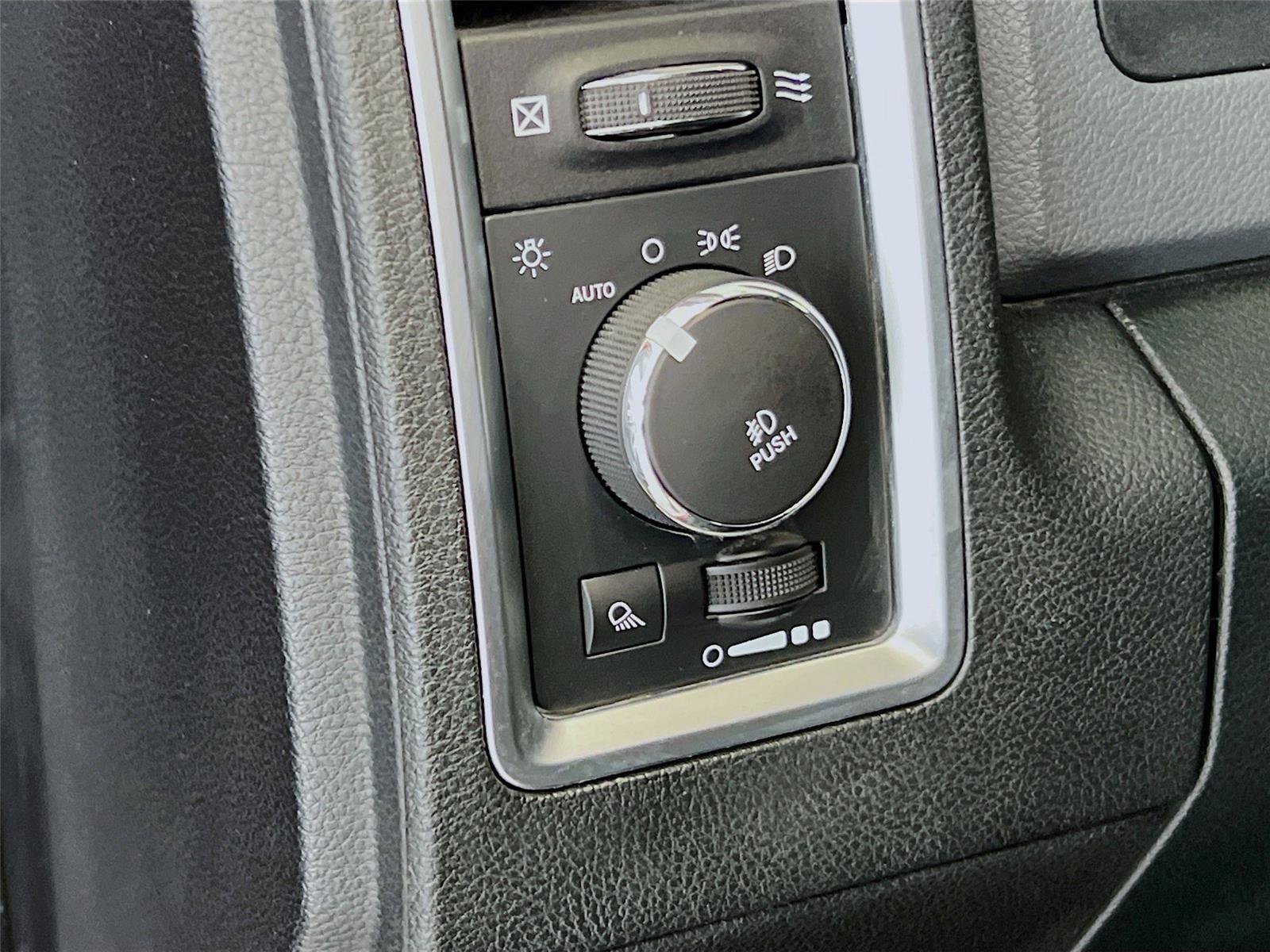 Used 2014 RAM 1500 Big Horn AWD/4WD image 14