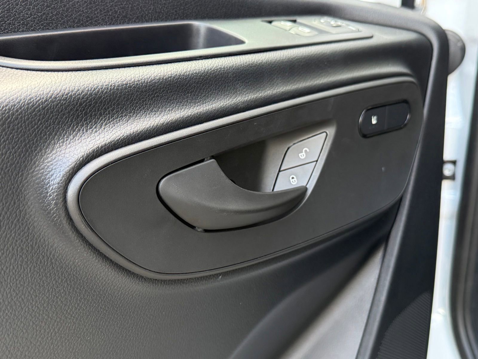 New 2025 Mercedes-Benz Sprinter 2500 image 19