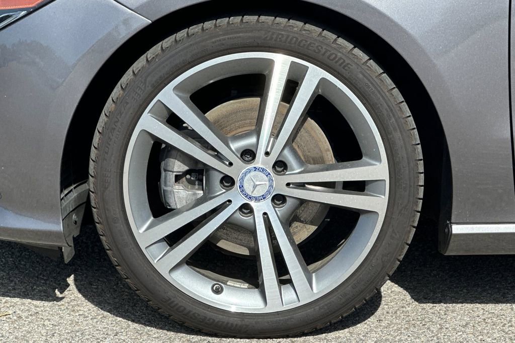 Used 2021 Mercedes-Benz CLA 250 image 30