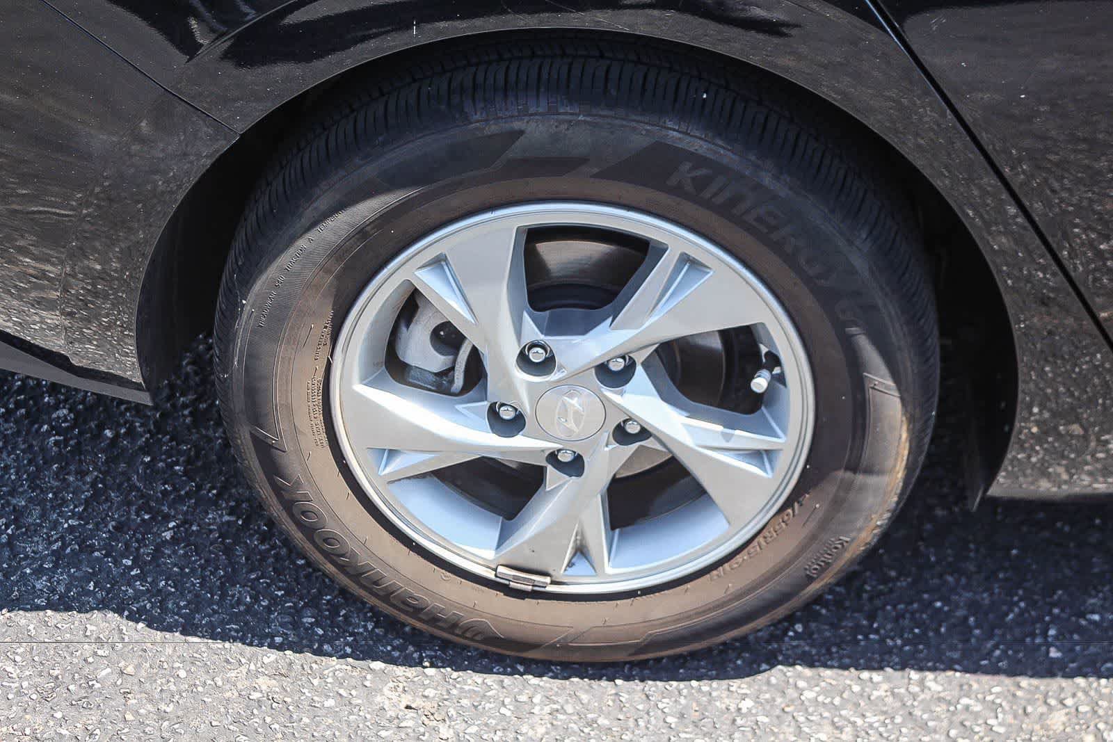 Certified 2023 Hyundai Elantra SE FWD image 11