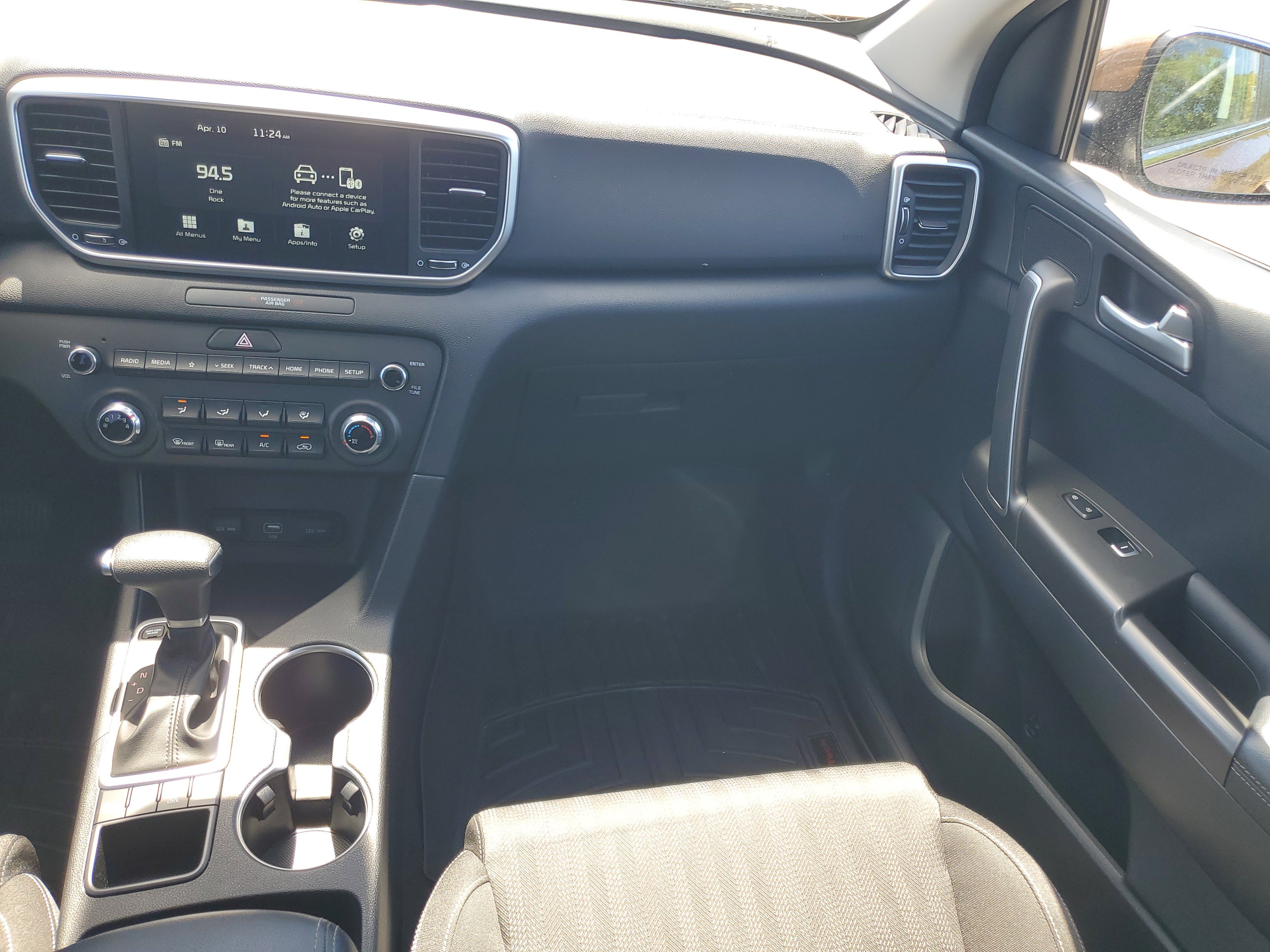 Used 2020 Kia Sportage LX image 32