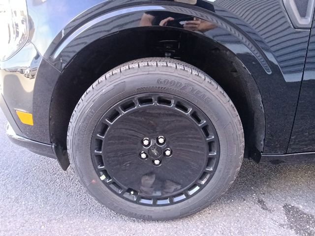 New 2026 Ford Maverick Lobo image 10