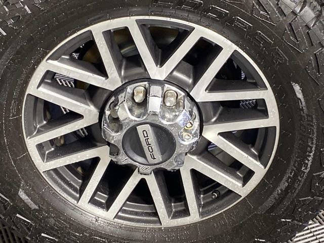 Used 2019 Ford F350 Lariat w/ Lariat Ultimate Package AWD/4WD image 29