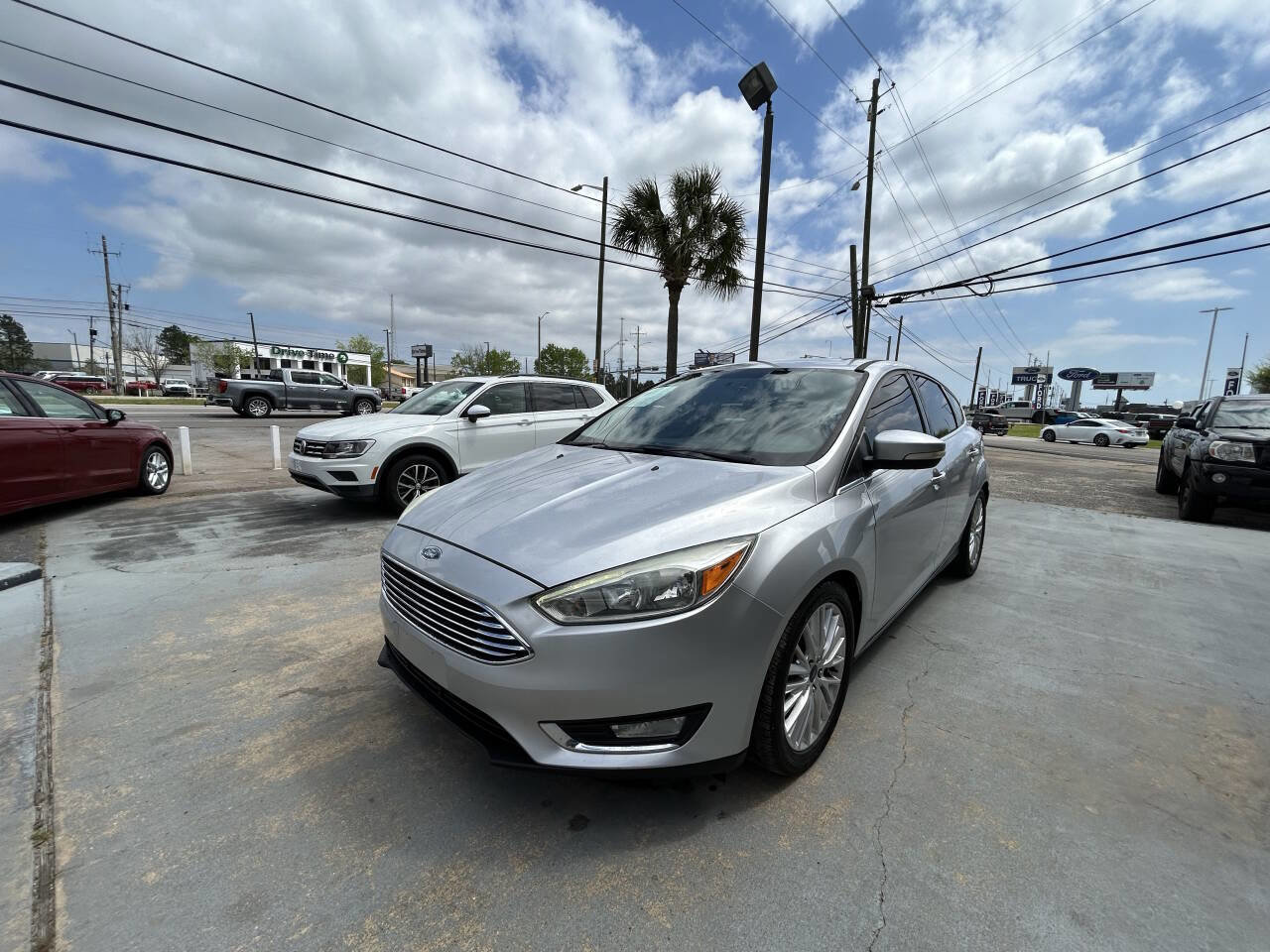 Used 2015 Ford Focus Titanium image 2