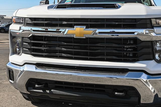 Used 2024 Chevrolet Silverado 2500 LT image 5