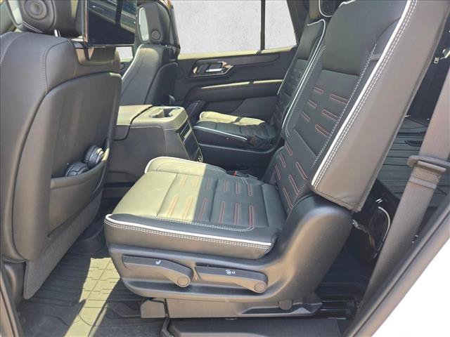 Used 2026 GMC Yukon AT4 Ultimate AWD/4WD image 21