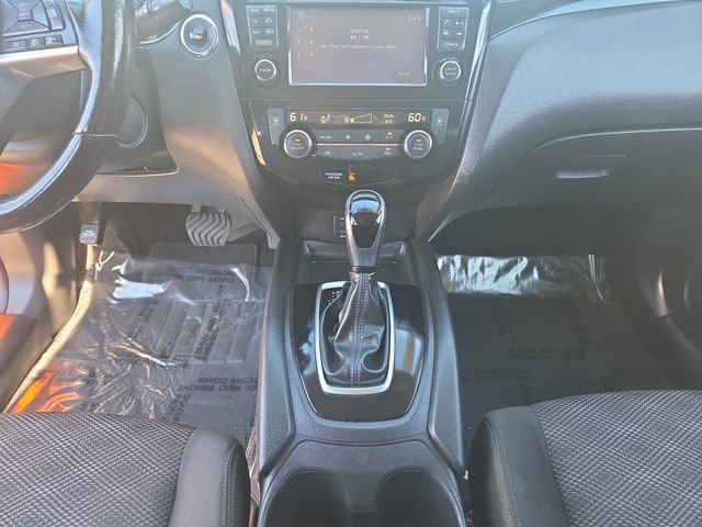 Used 2017 Nissan Rogue Sport SV w/ SV Premium Package image 8