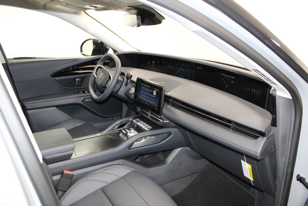 New 2026 Lincoln Nautilus Premier w/ Equipment Group 102A image 28