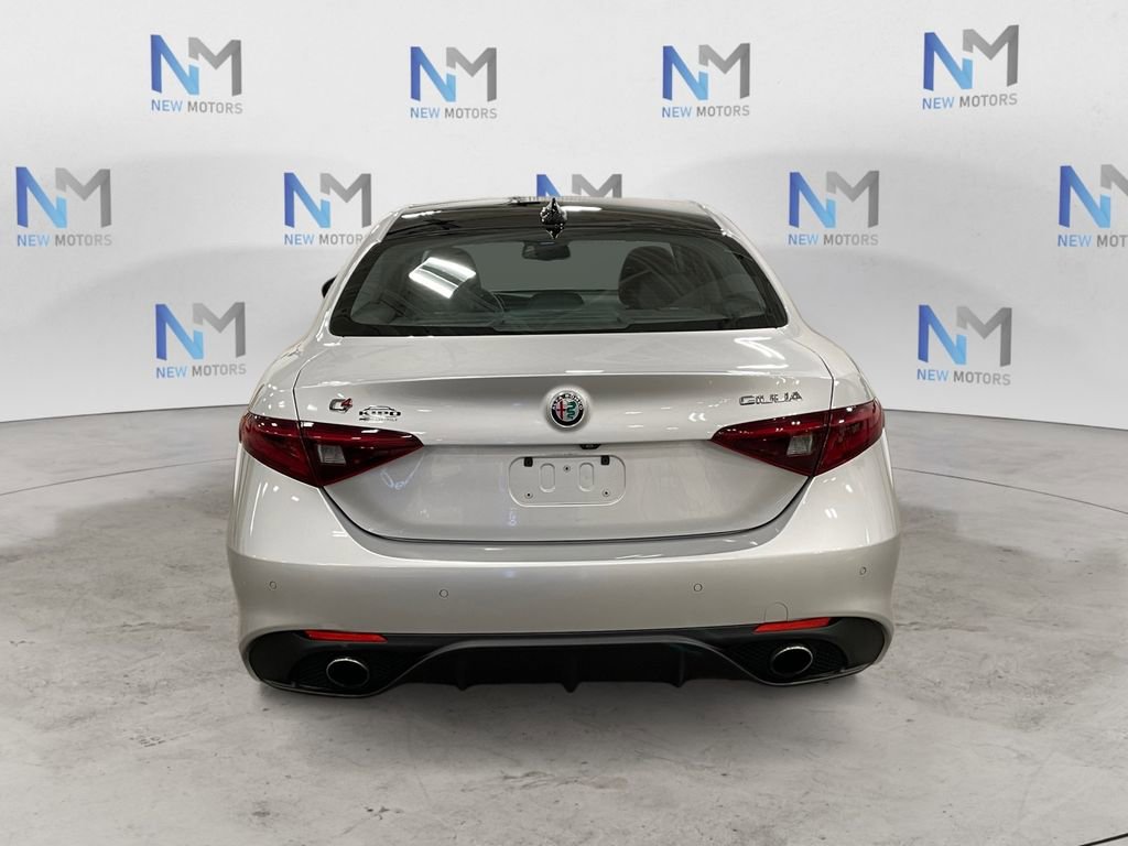 Used 2018 Alfa Romeo Giulia Ti Sport w/ Quick Order Package 22S Sport image 4