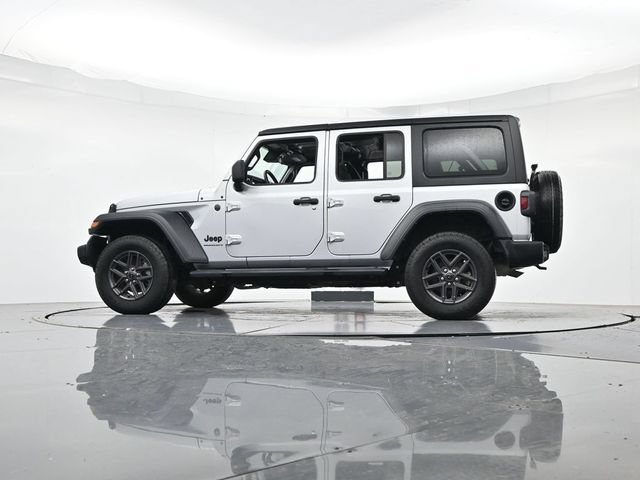 Used 2024 Jeep Wrangler Unlimited Sport AWD/4WD image 42