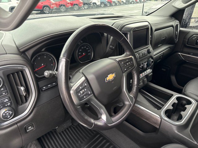 Used 2022 Chevrolet Silverado 3500 LTZ w/ LTZ Plus Package AWD/4WD image 17