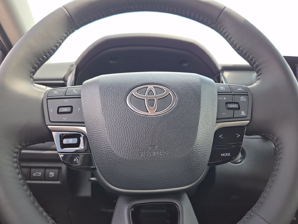 New 2026 Toyota Camry LE w/ Convenience Package FWD image 31