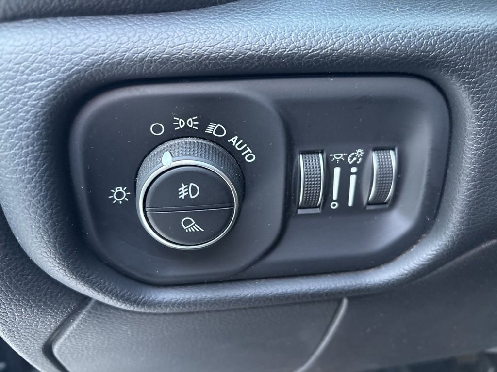 Used 2019 RAM 2500 Laramie image 23