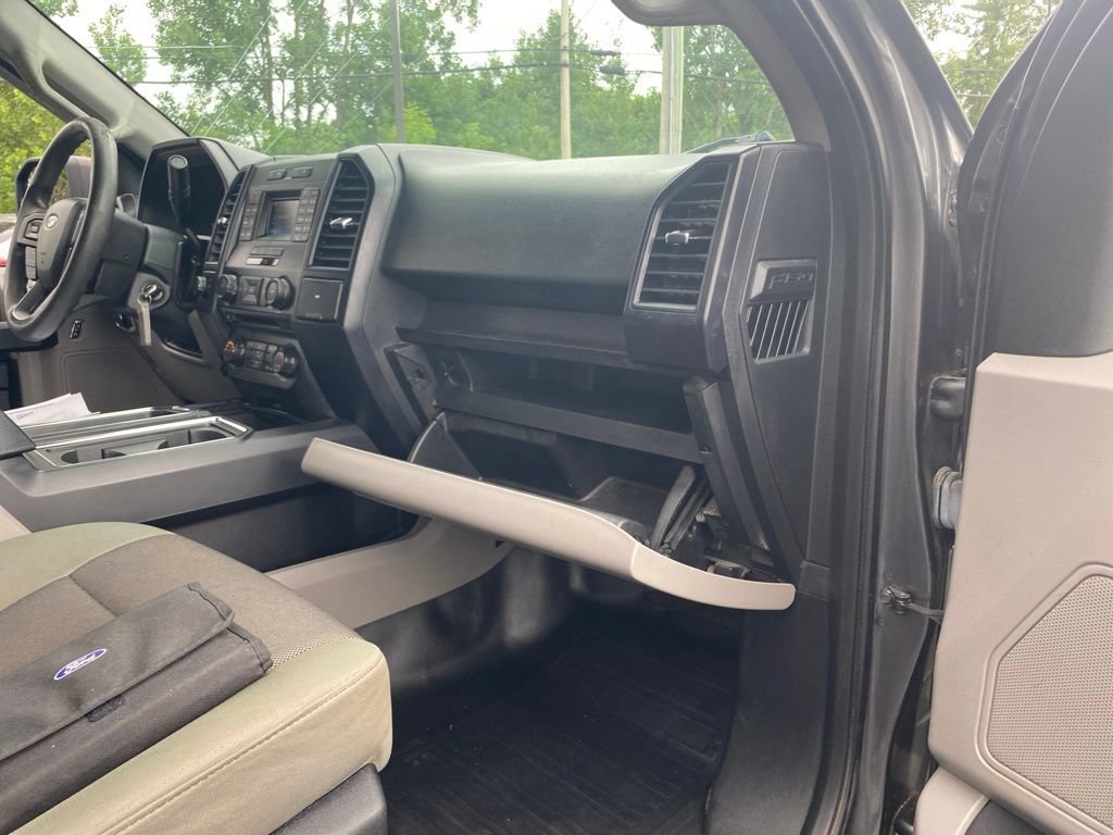 Used 2016 Ford F150 XL w/ Equipment Group 101A Mid AWD/4WD image 37