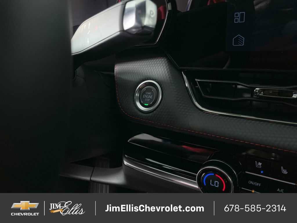 Certified 2025 Chevrolet Equinox RS w/ Safety and Technology Package image 36