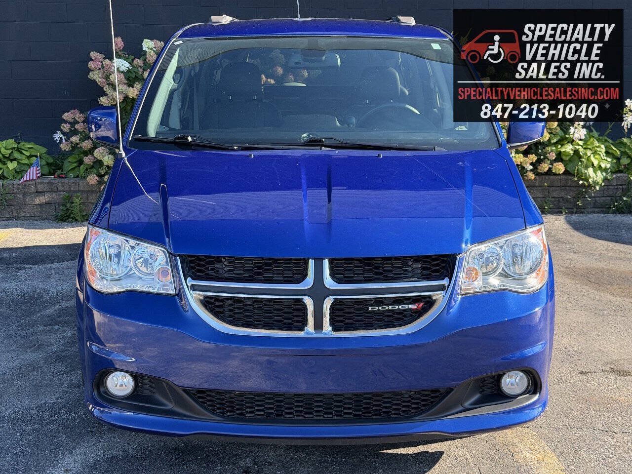 Used 2018 Dodge Grand Caravan SXT FWD image 10