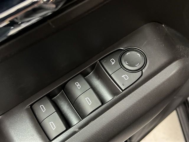 New 2026 GMC Canyon Elevation w/ Convenience Package image 23