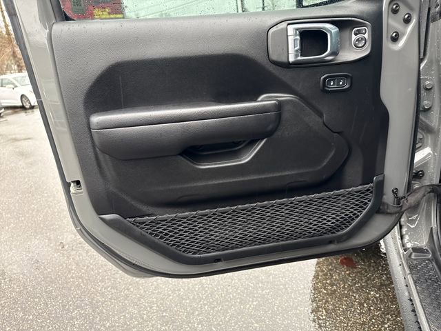 Used 2021 Jeep Gladiator Willys image 19