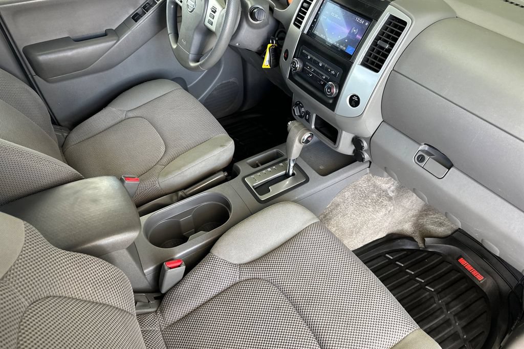 Used 2013 Nissan Frontier SV AWD/4WD image 15