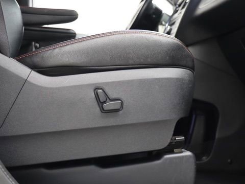 Used 2019 Dodge Grand Caravan GT FWD image 25