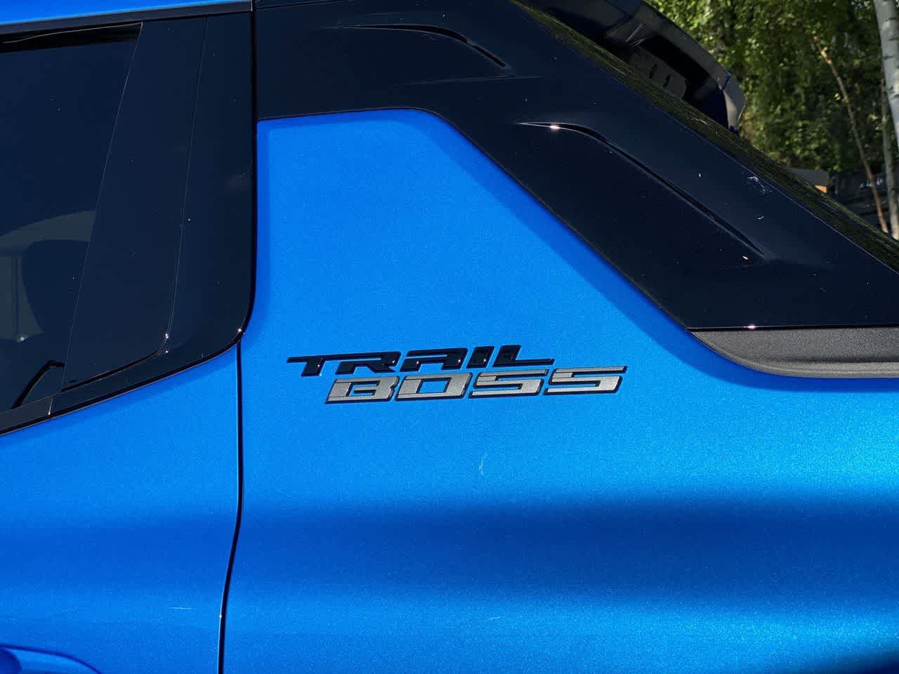 Used 2026 Chevrolet Silverado EV Trail Boss AWD/4WD image 10