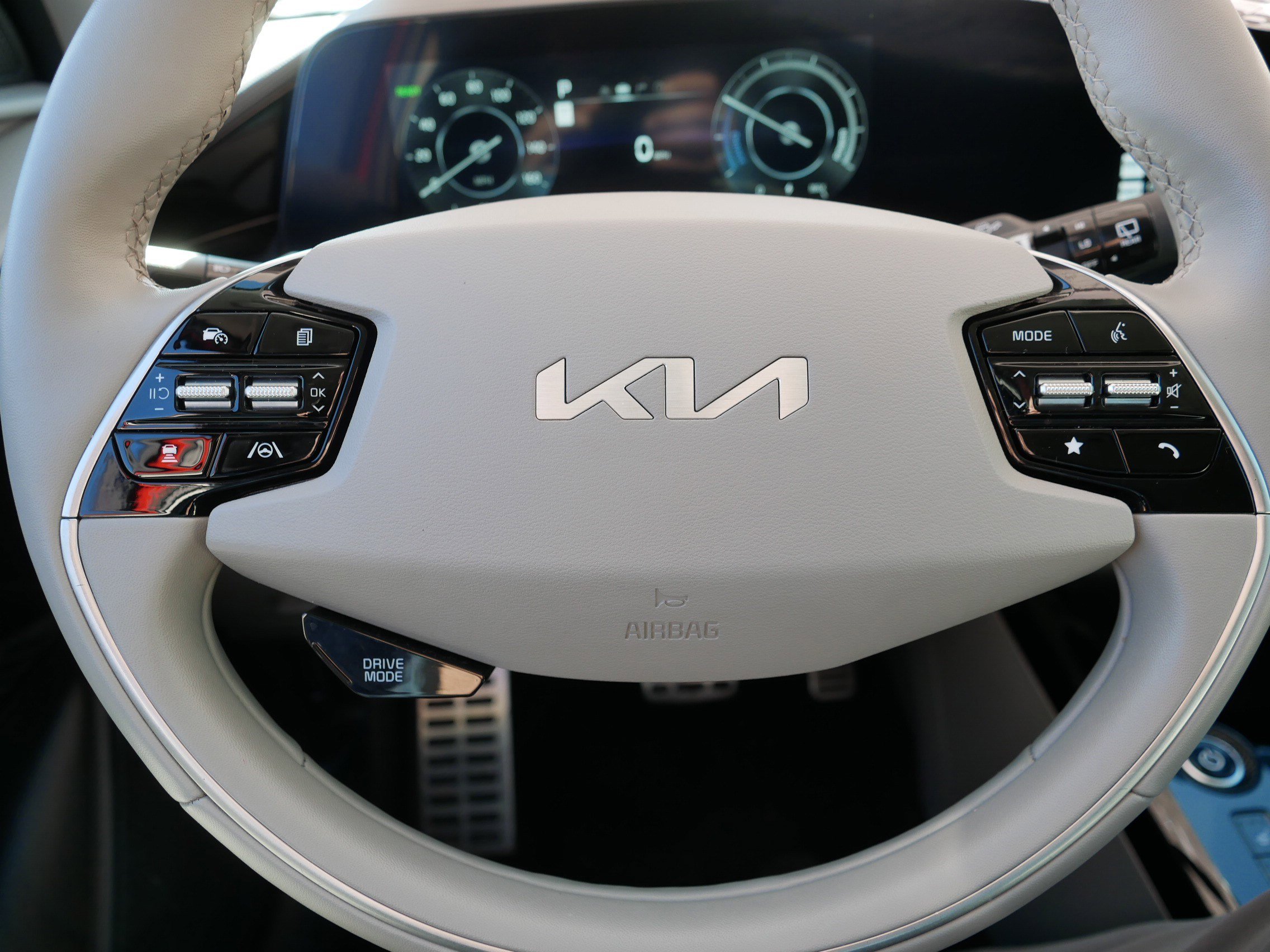 Certified 2023 Kia Niro Wave w/ Wave Preserve Package image 25