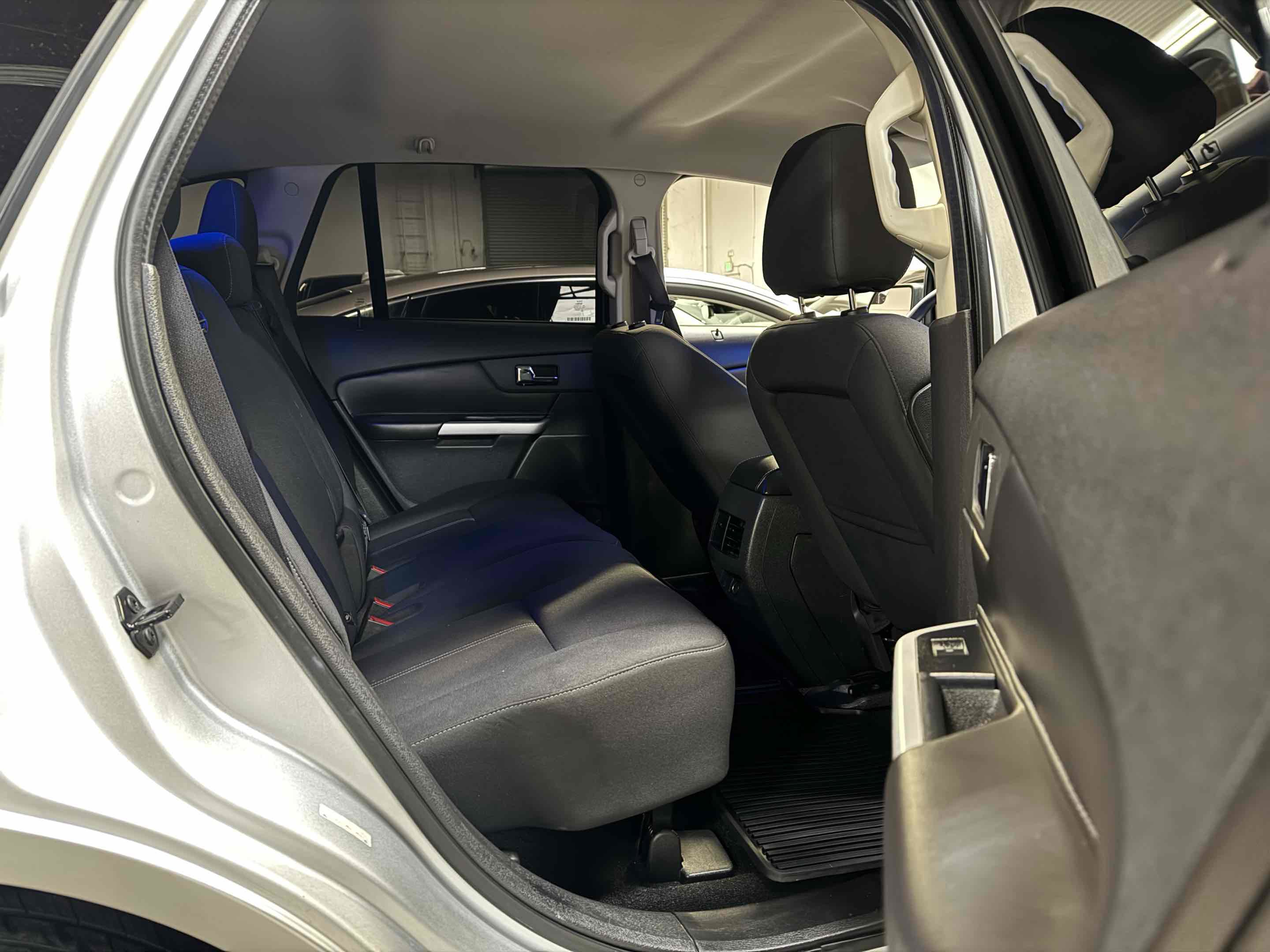 Used 2013 Ford Edge SE AWD/4WD image 4