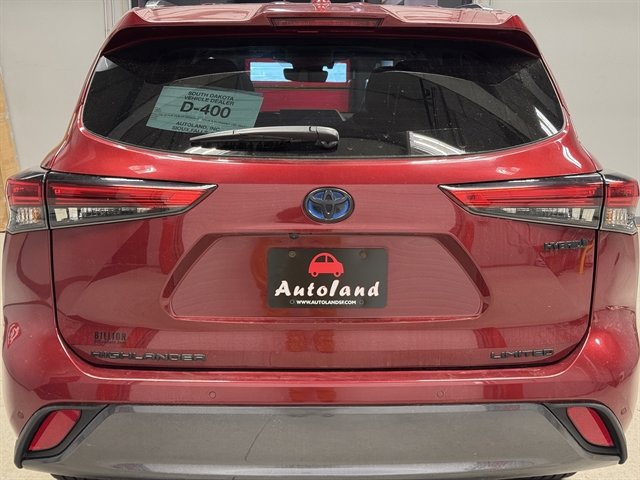 Used 2021 Toyota Highlander Limited AWD/4WD image 6
