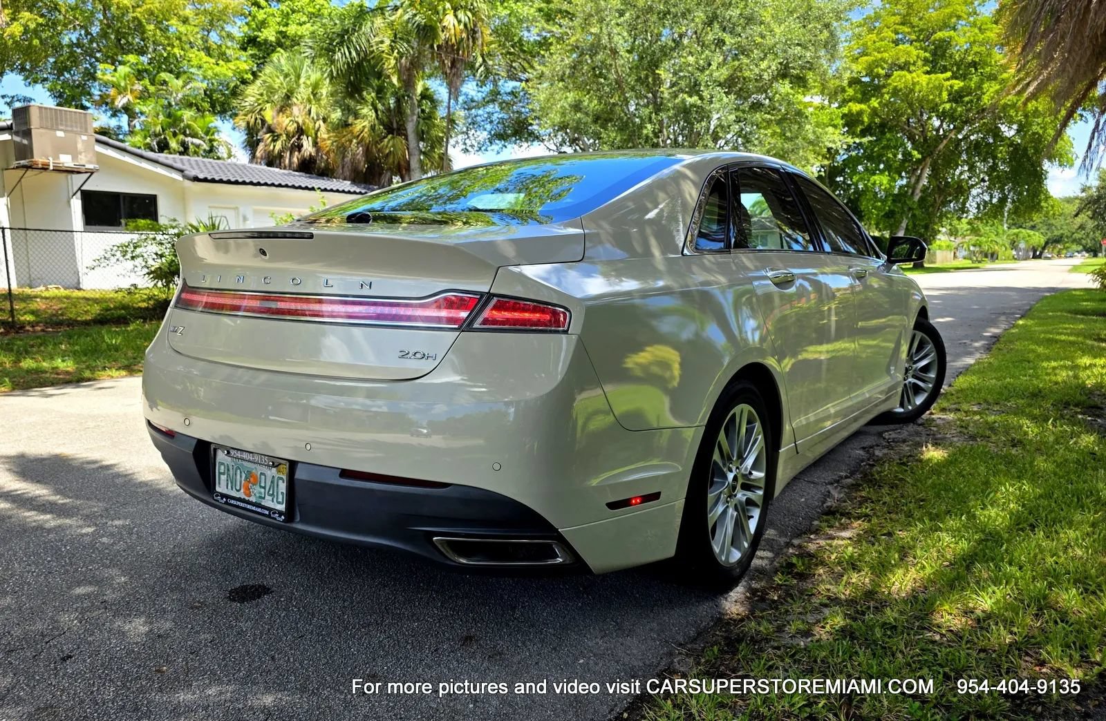 Used 2014 Lincoln MKZ Hybrid w/ Equipment Group 202A Reserve FWD image 15