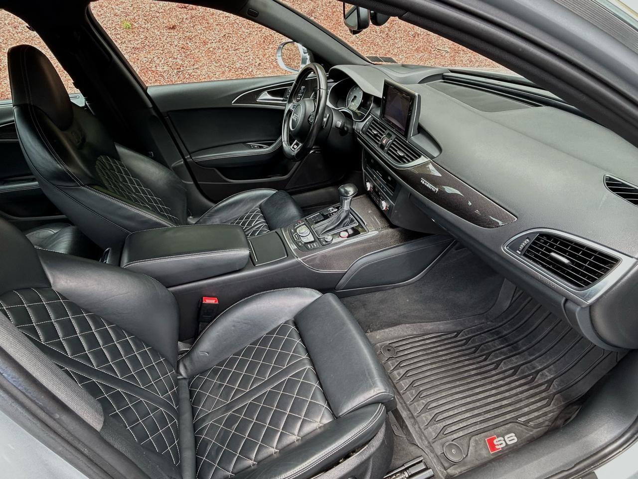 Used 2015 Audi S6 AWD/4WD image 22