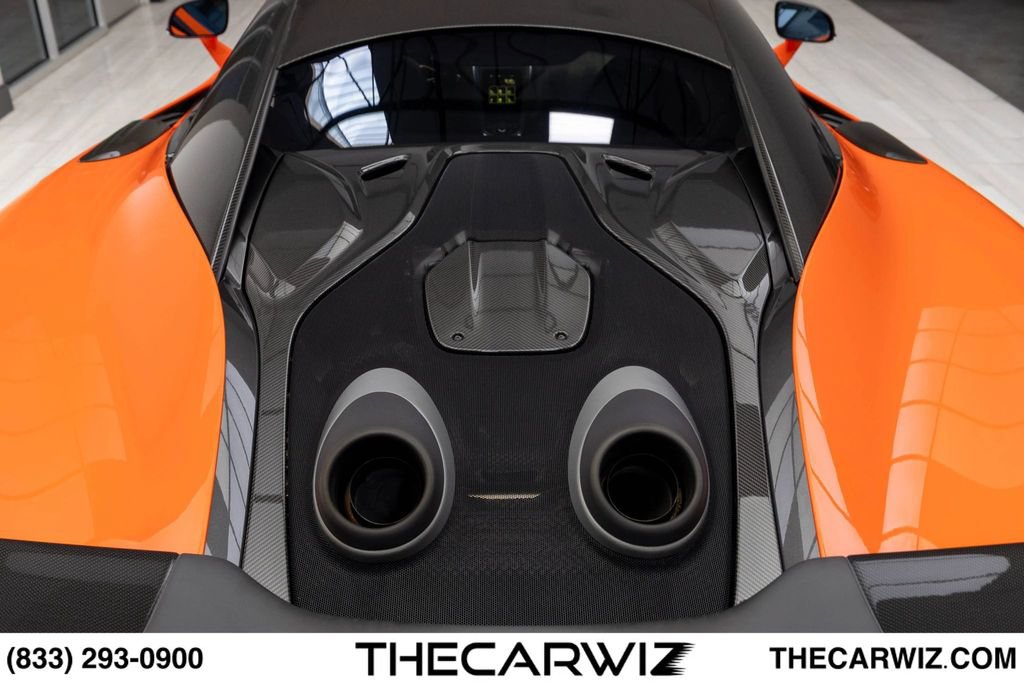 Used 2019 McLaren 600LT RWD image 26