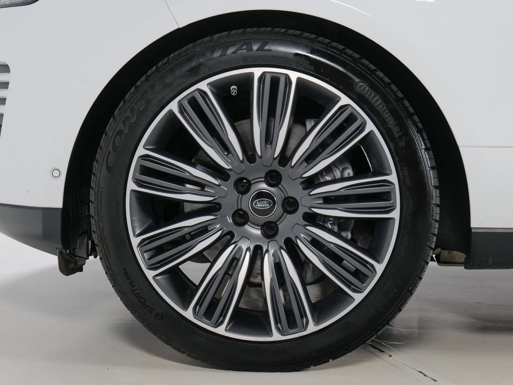 Used 2020 Land Rover Range Rover HSE AWD/4WD image 9