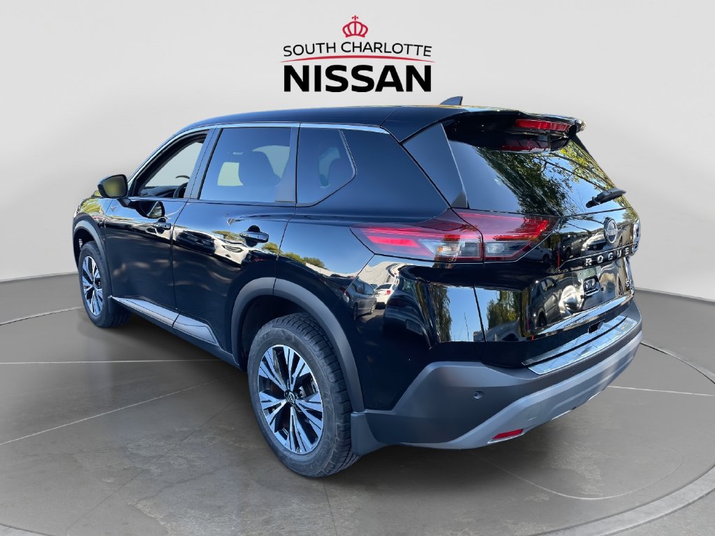 Used 2023 Nissan Rogue SV FWD image 4