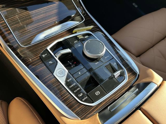 New 2026 BMW X7 xDrive40i image 17