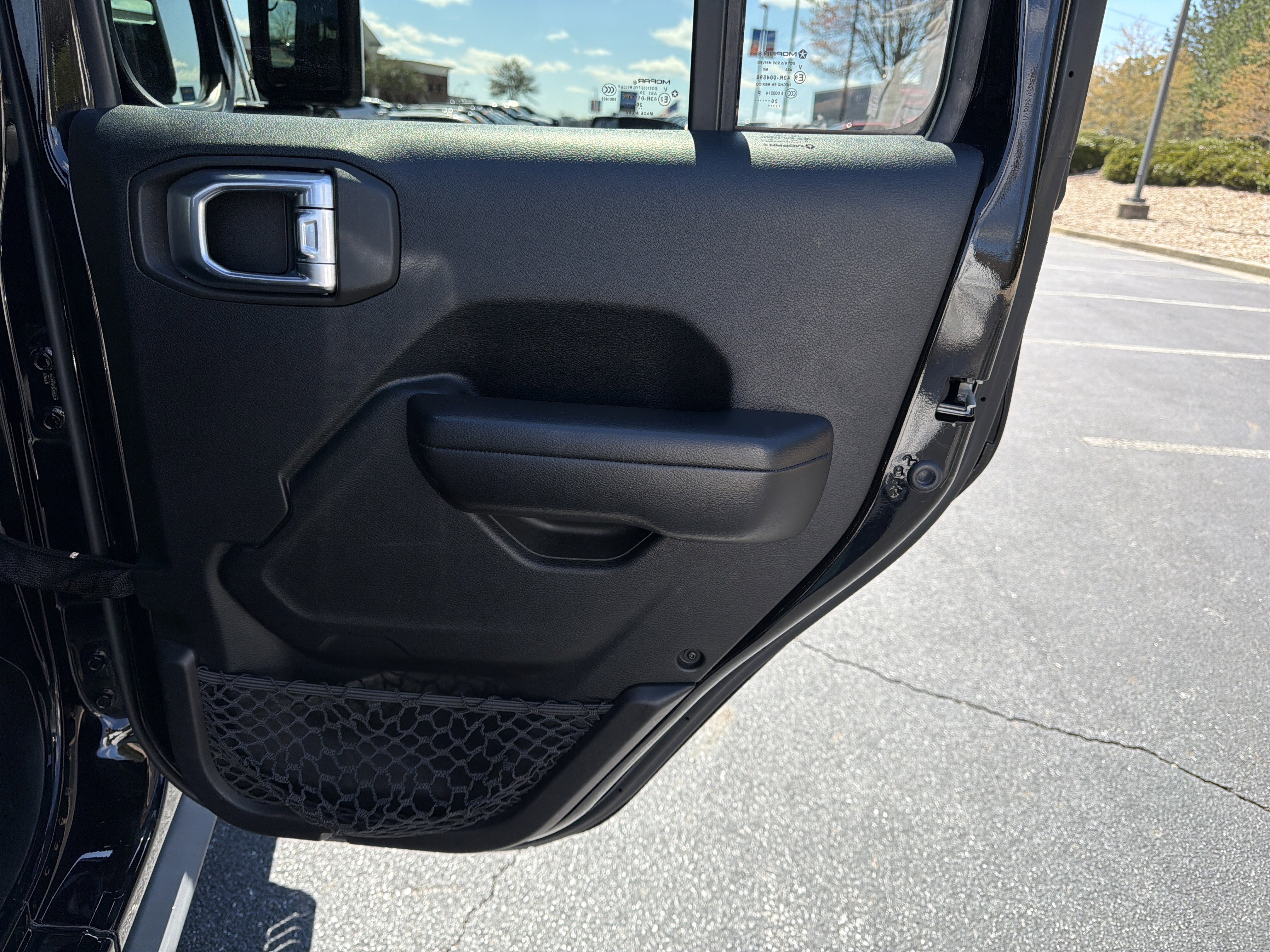 Used 2020 Jeep Gladiator Sport image 16