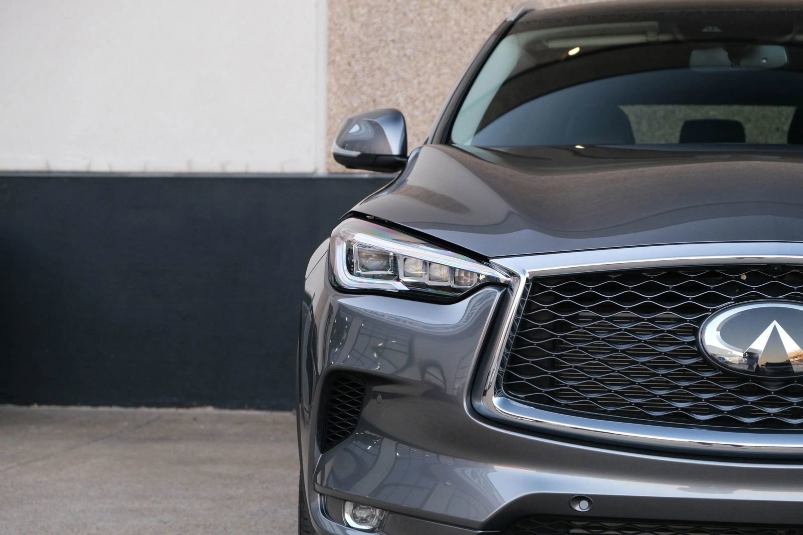 Used 2022 INFINITI QX50 Sensory image 3